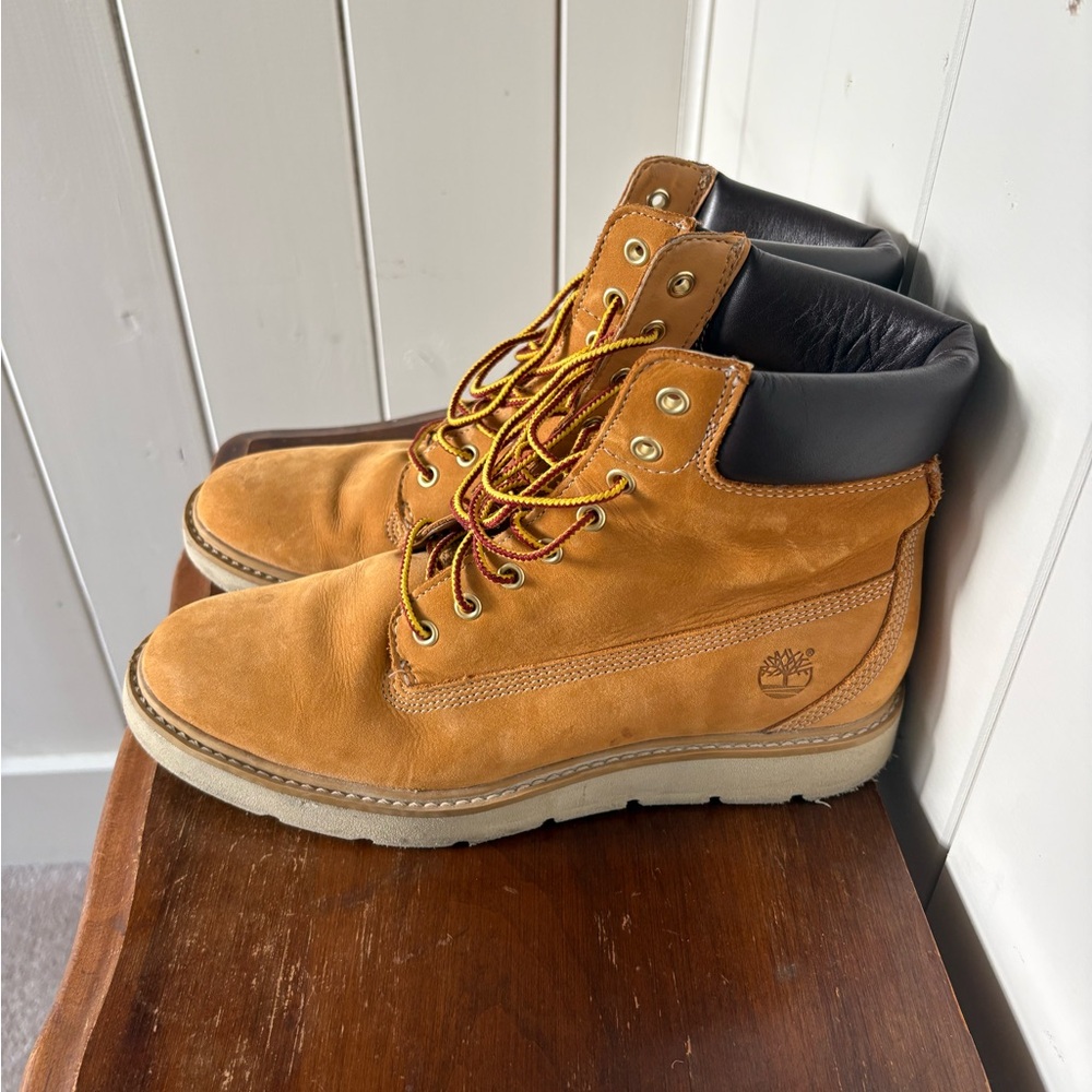 Timberland Women’s Tan Nubuck Work Boots - Picture 2 of 5